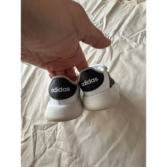 Adidas Grand Court 2.0 CFI Size 6K Sneaker White/Black Toddler Boys ID5271 - Picture 3 of 8